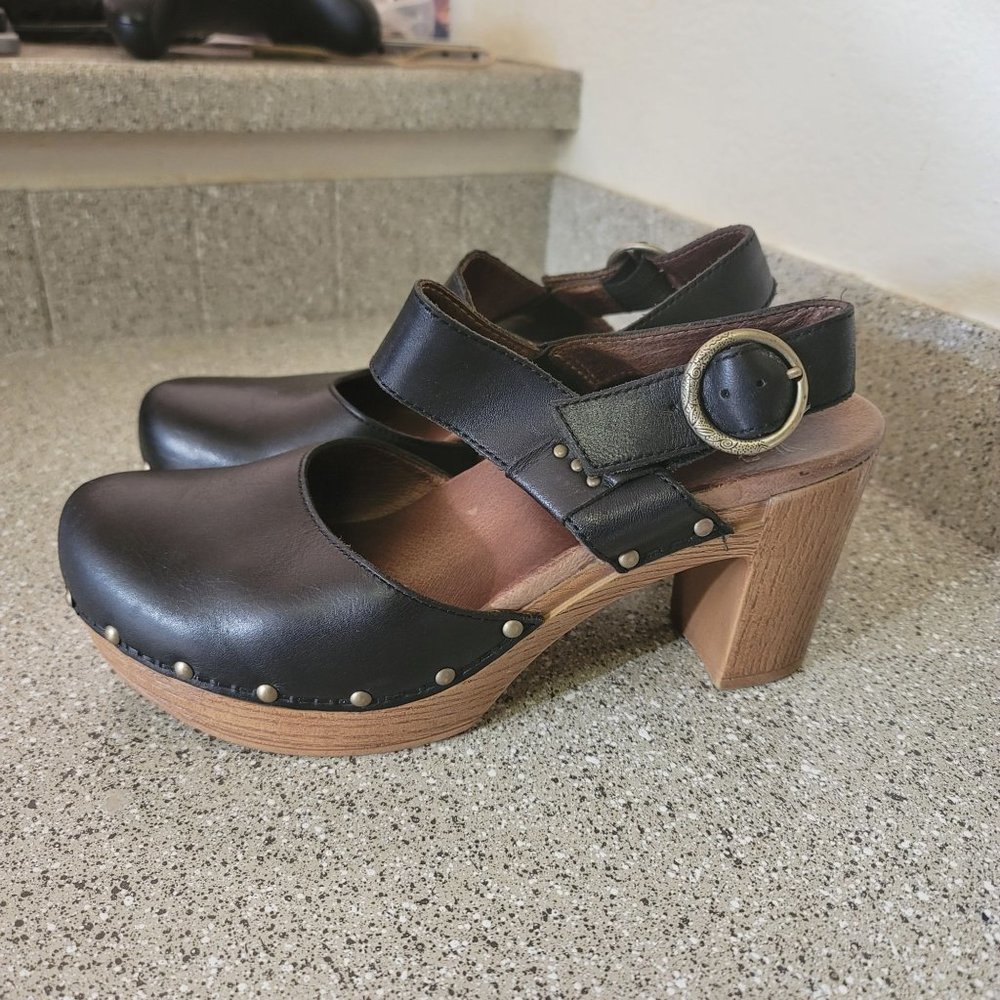 Dansko Dotty Clog Ankle Strap Heel Size 38/7.5